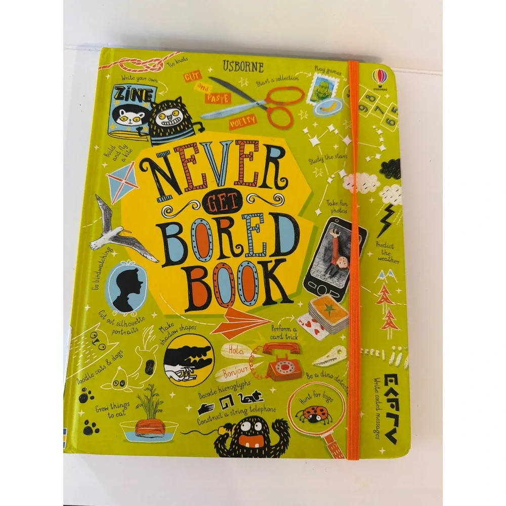 Usborne Never Get Bored Book Hardcover Activity Craft Games 9780794542924 Green